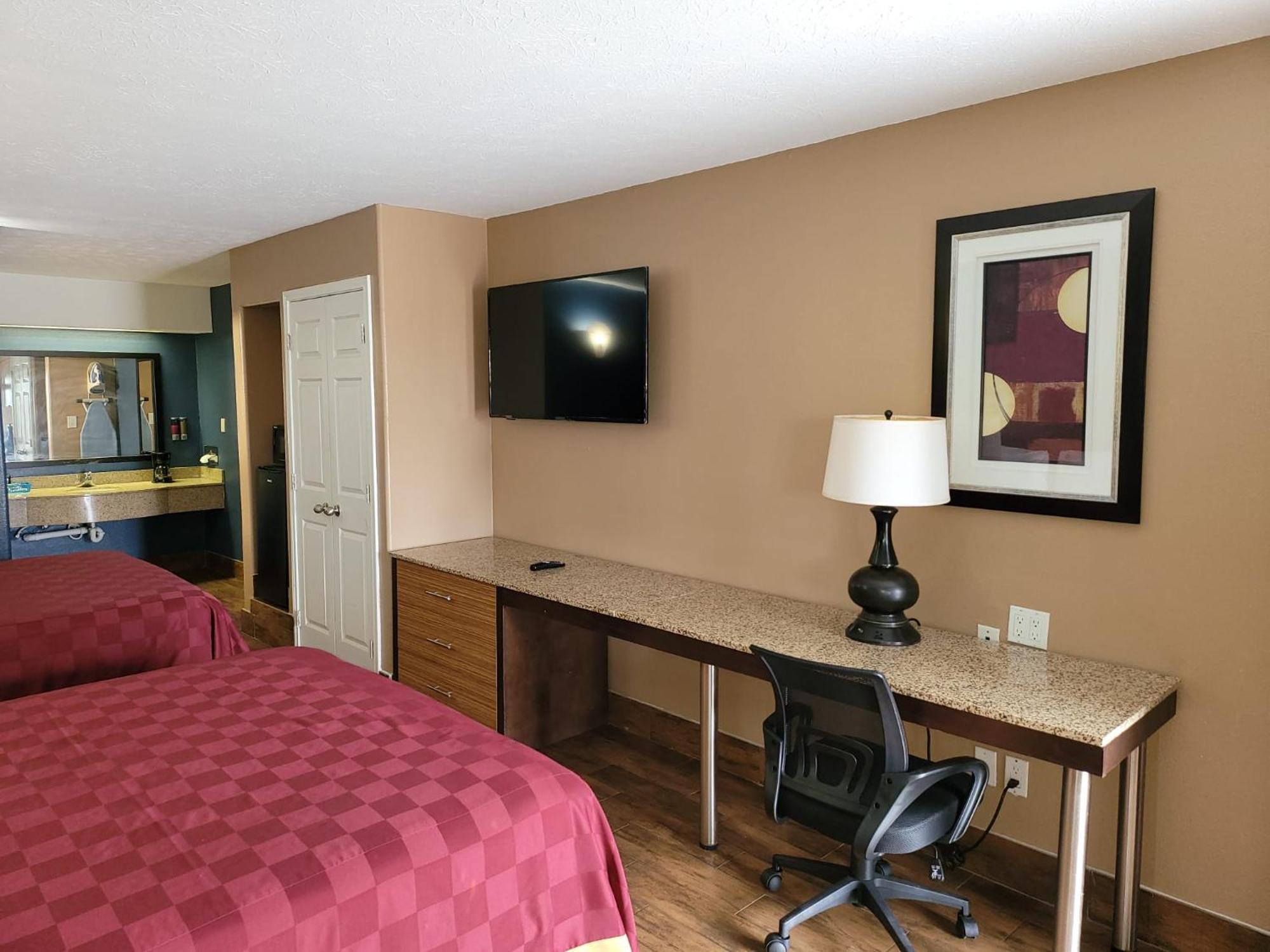 Texas Inn And Suites Raymondville Exterior photo